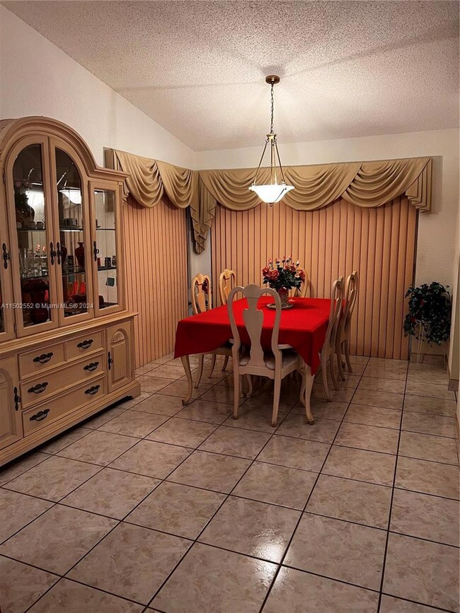 11382 NW 50th Terrace, Doral, FL 33178 - photo 5