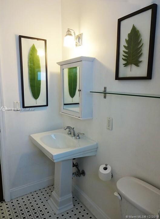 503 75th St unit 3, Miami Beach, FL 33141 - photo 2