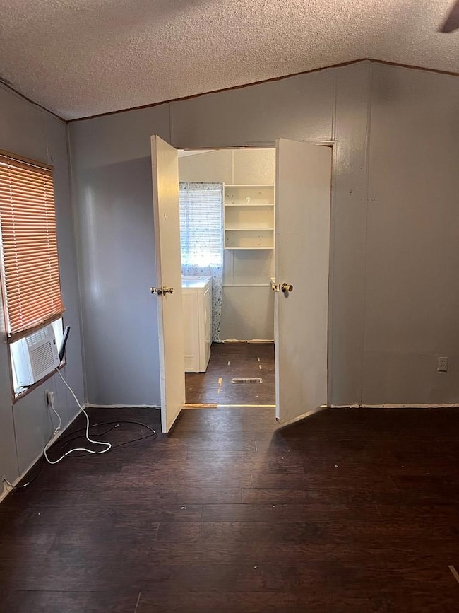 2870 Frances Gates Loop, Eagle Pass, TX 78852 - photo 6