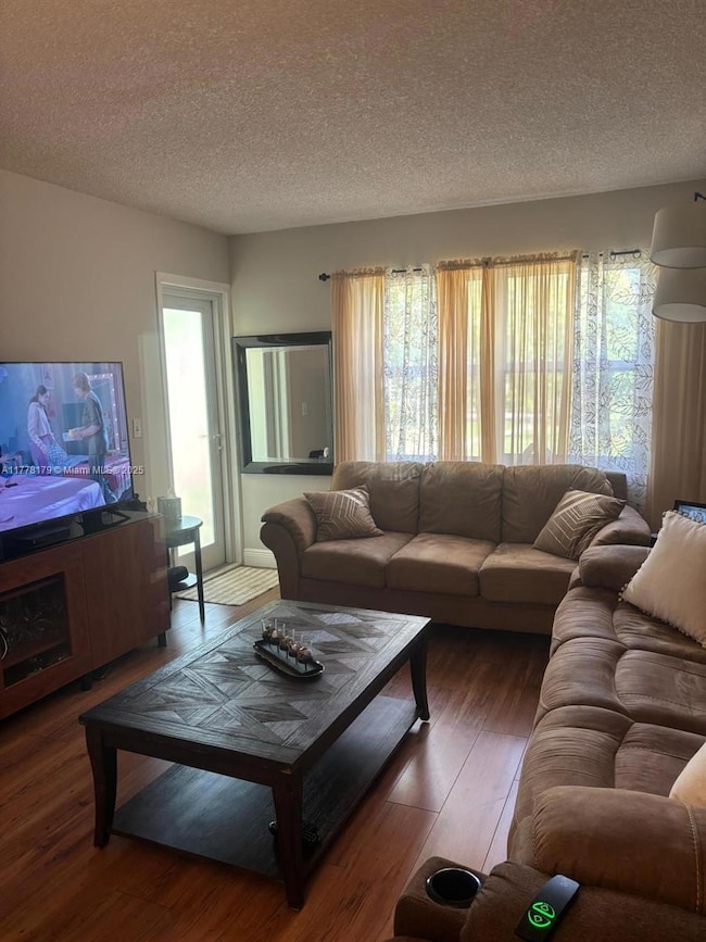 151 Berkley Rd unit 206, Hollywood, FL 33024 - photo 6