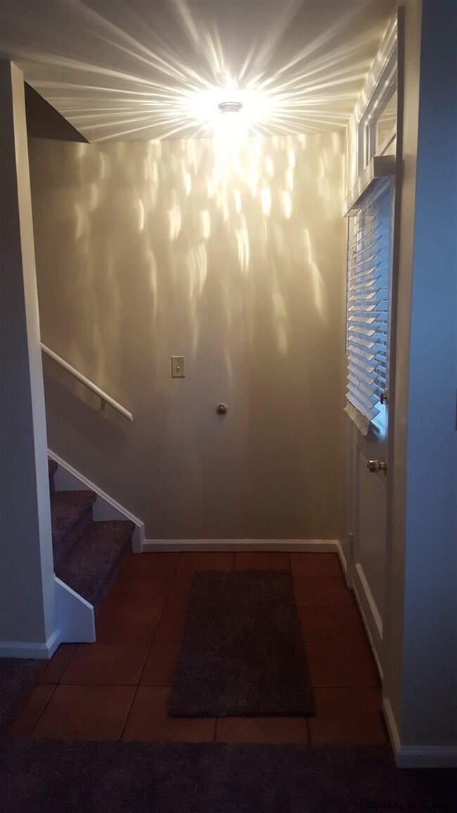 124 S Pearl St, Albany, NY 12202 - photo 2