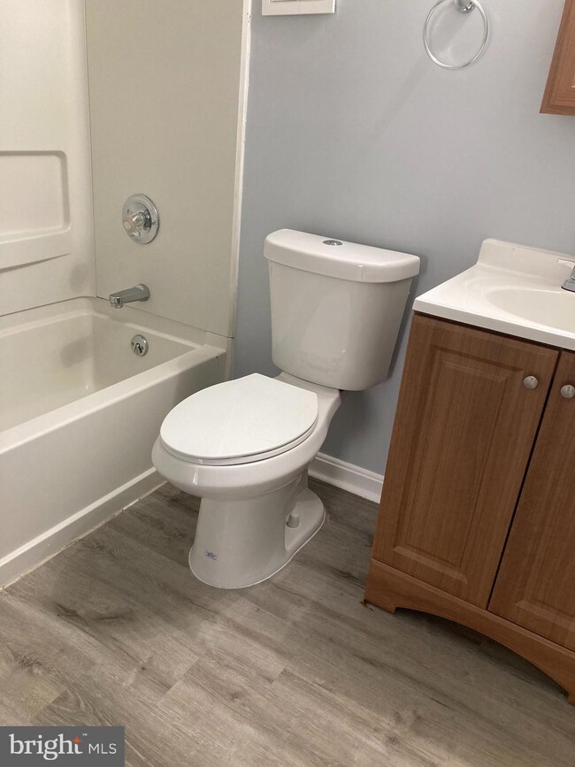 1500 Penrose Ave, Baltimore, MD 21223 - photo 4