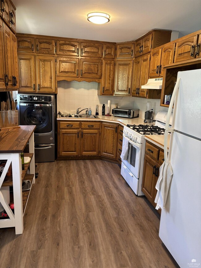 2448 Himes Rd, Manhattan, KS 66502 - photo 5