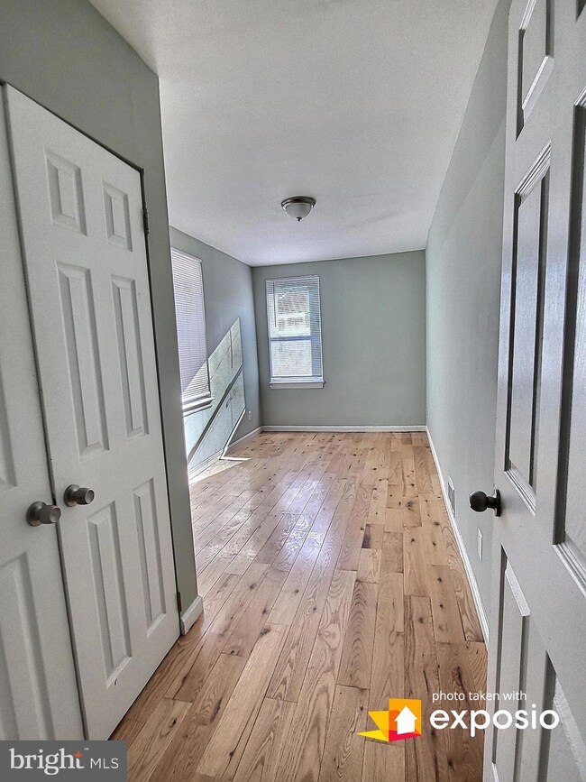2111 Jefferson St, Baltimore, MD 21205 - photo 6