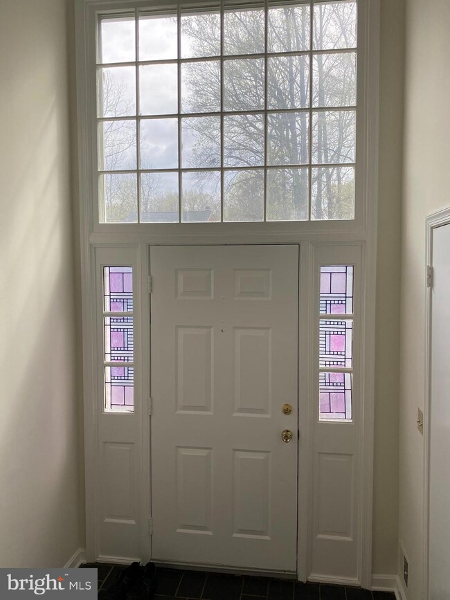 11718 Briary Branch Ct, Reston, VA 20191 - photo 5