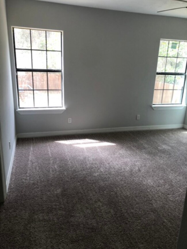 10976 Cedar St, Cleveland, TX 77328 - photo 7