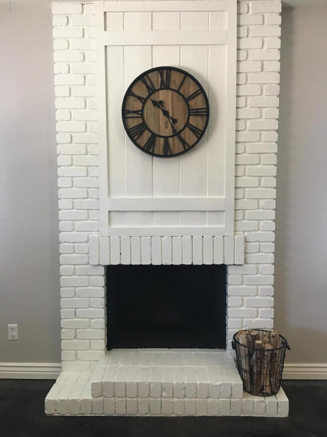 Hunt living room 2