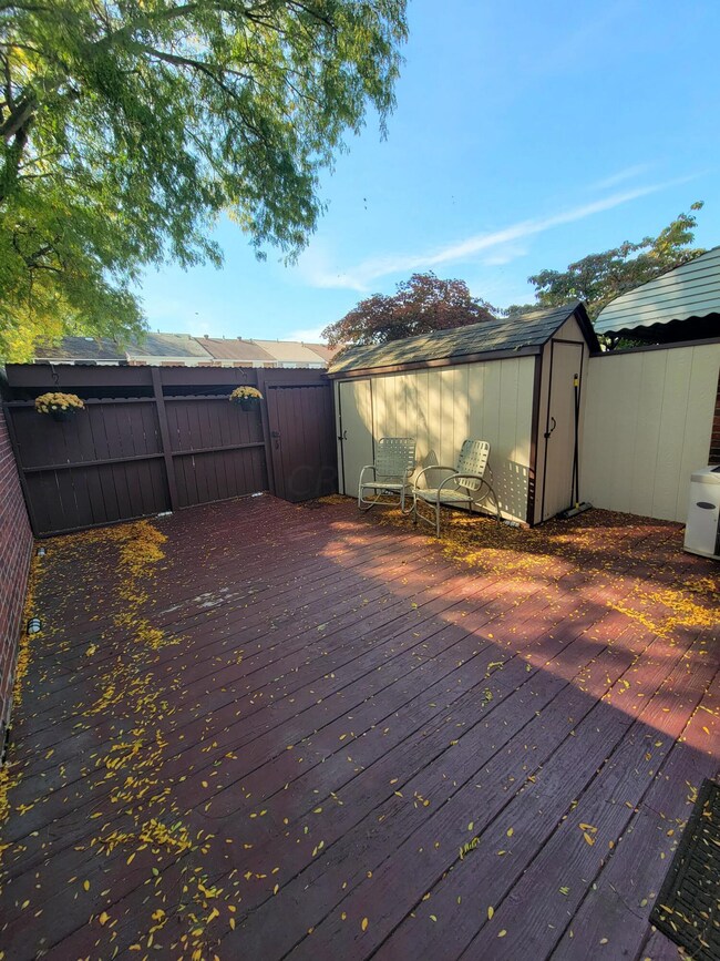 586 Dlyn St unit 1, Columbus, OH 43228 - photo 5