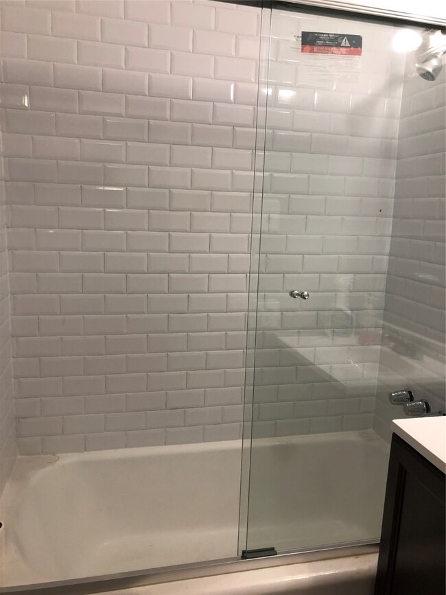 3806 Rebecca St, Houston, TX 77021 - photo 4