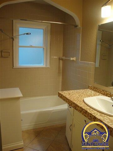 1911 SW Webster Ave, Topeka, KS 66604 - photo 6