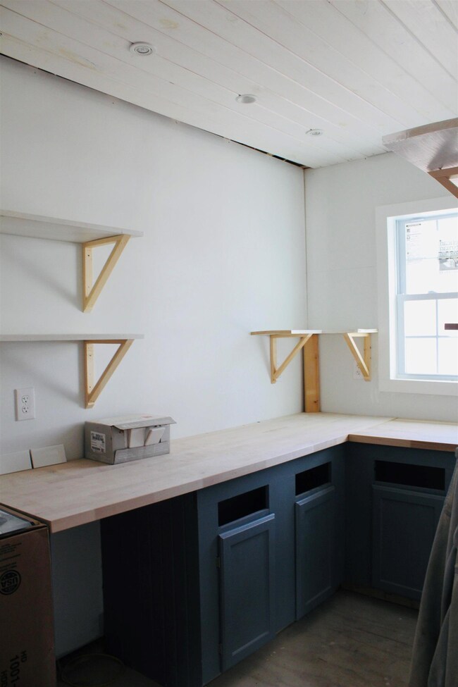 114 Main St, Pittsfield, NH 03263 - photo 6