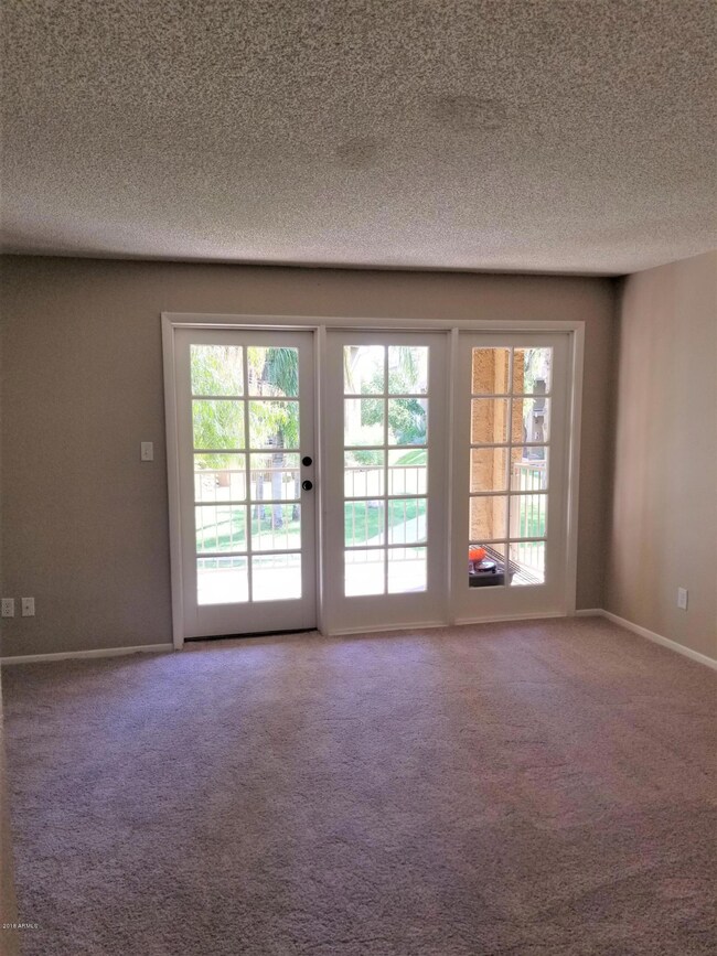 18811 N 19th Ave unit 2015, Phoenix, AZ 85027 - photo 3