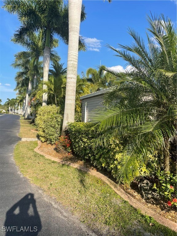 View of side of home