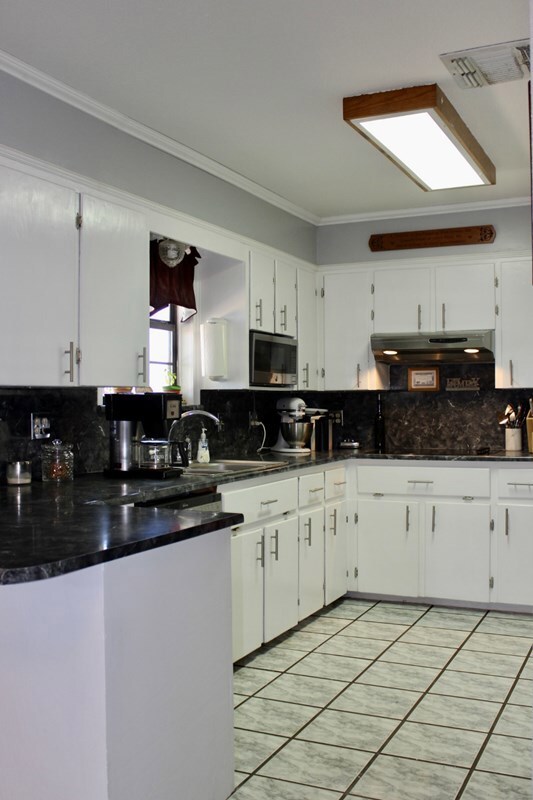 10542 Twin Lakes Ln, San Angelo, TX 76904 - photo 7