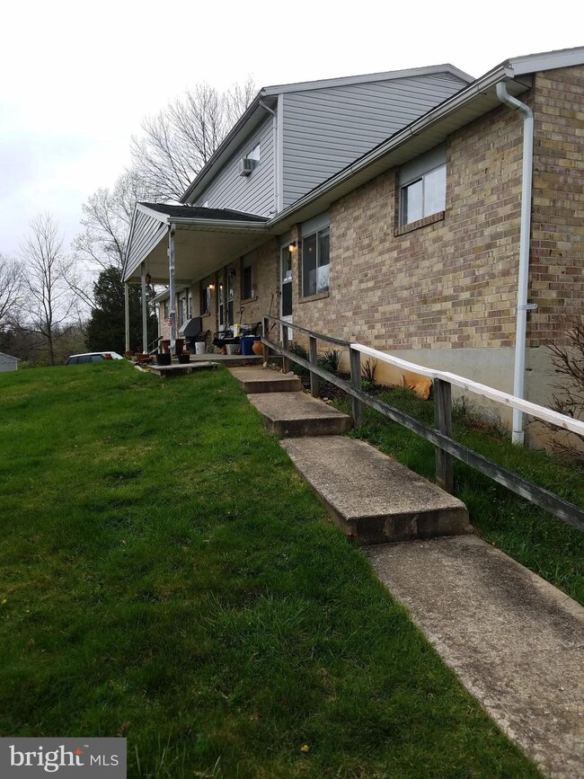 111 Perth Way, Shepherdstown, WV 25443 - photo 3