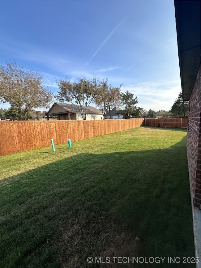 3324 Little John Dr, Durant, OK 74701 - photo 5