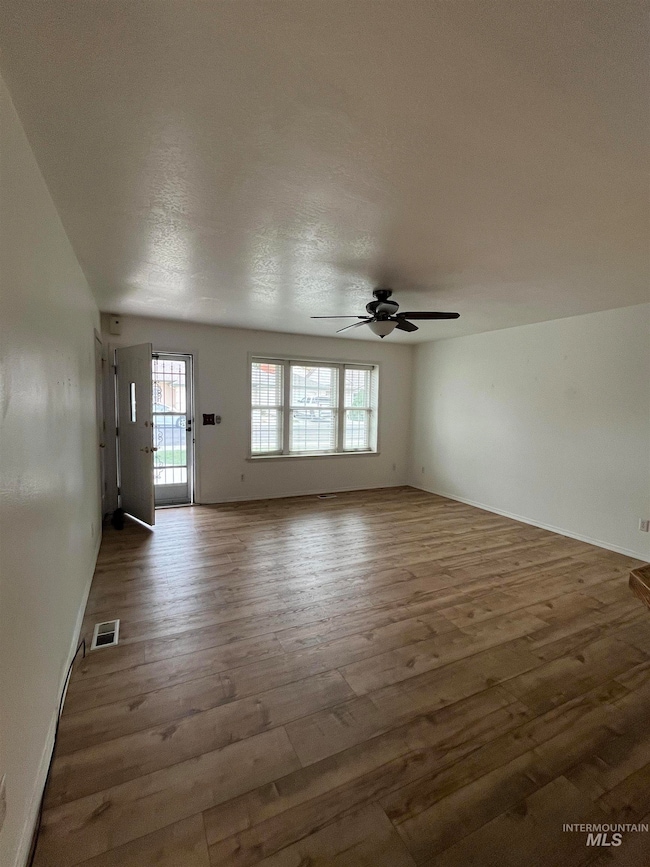 129 Country Lane Loop, Payette, ID 83661 - photo 2