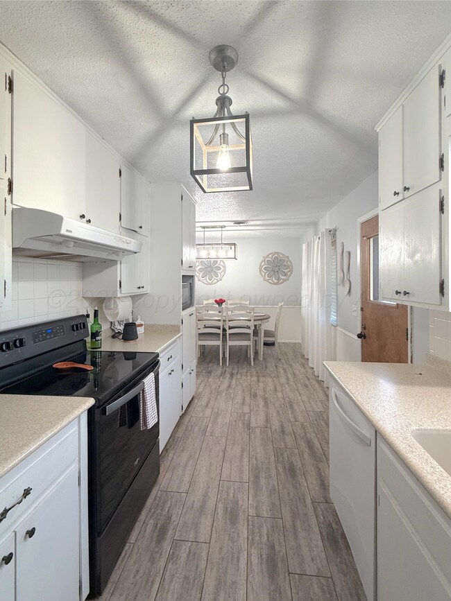 1718 Sunset Ave, Dumas, TX 79029 - photo 7