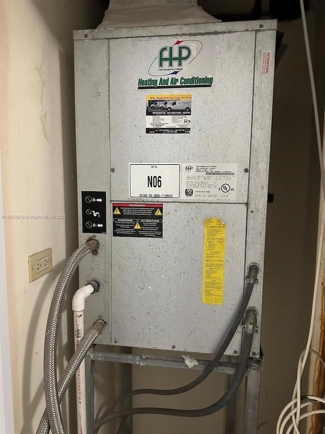 Maison Grande unit 414, Miami Beach, FL 33140 - photo 6