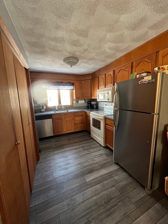 68 Central St unit 2, Woburn, MA 01801 - photo 5