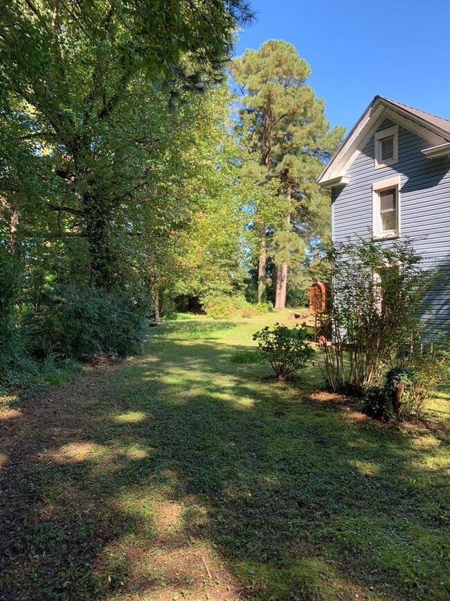 2486 Weems Rd, Weems, VA 22576 - photo 6