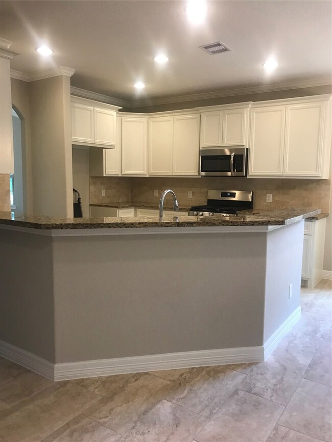 2636 Cliffdale St, Houston, TX 77091 - photo 6