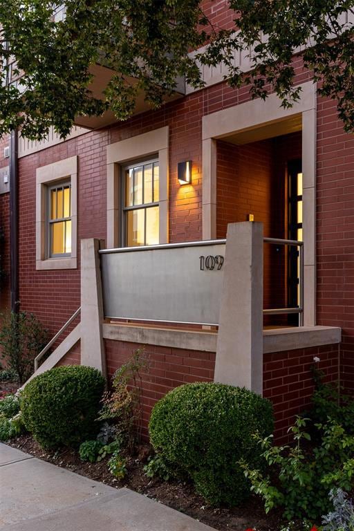 109 NE 3rd St, Oklahoma City, OK 73104 - photo 5