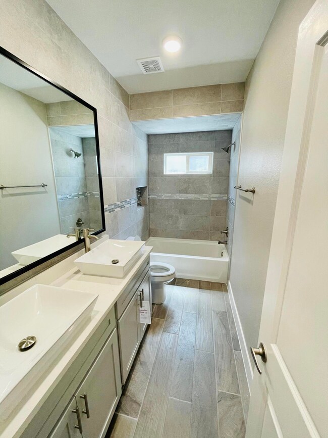 13576 Lawkland St, Horizon City, TX 79928 - photo 6