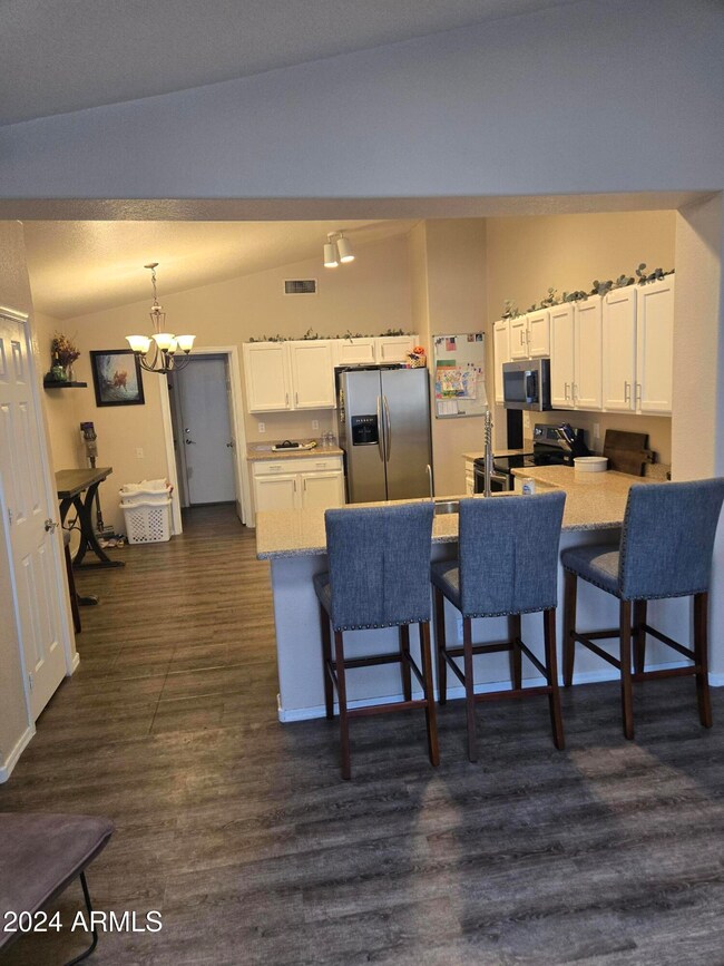 8720 E Nopal Cir unit I, Mesa, AZ 85209 - photo 4