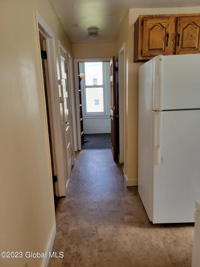 431 Bradford St unit 2, Albany, NY 12206 - photo 6