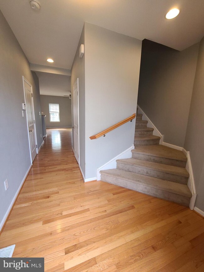 39 Franklin Cir, Somerdale, NJ 08083 - photo 2