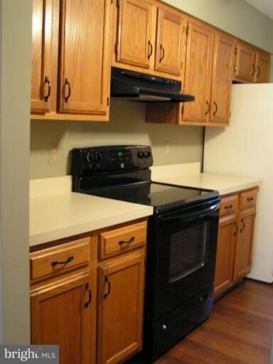 304 Locust St SE unit C, Vienna, VA 22180 - photo 4