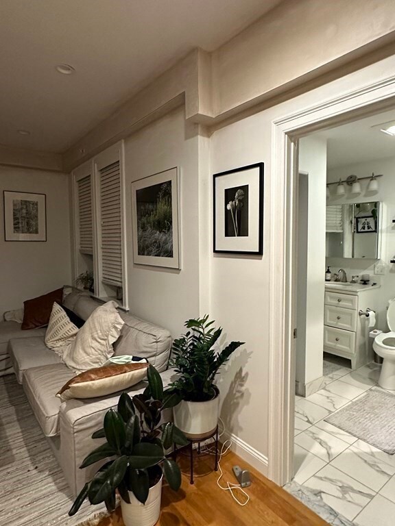 23 Clark St unit 5, Boston, MA 02109 - photo 4