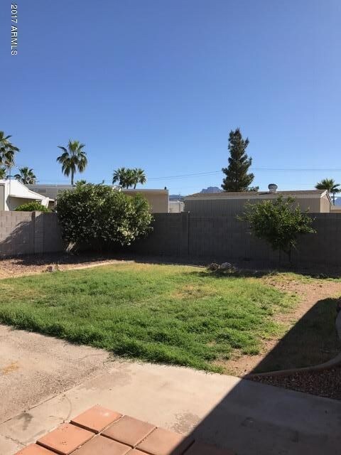 BARRY BACK YARD