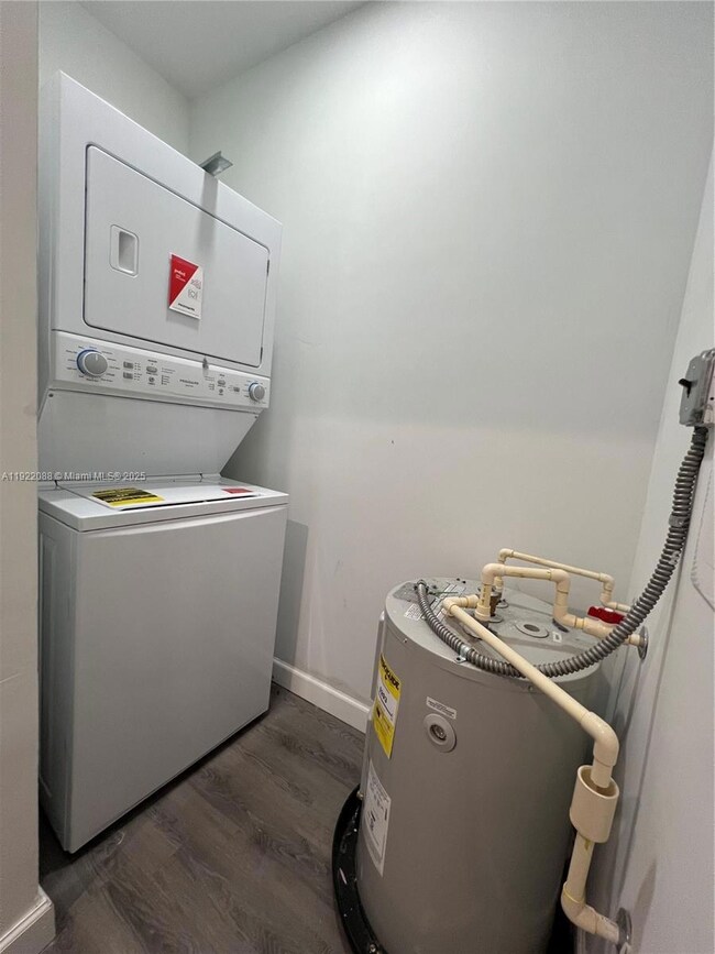 2311 NW 22nd Ave unit 305, Miami, FL 33142 - photo 2