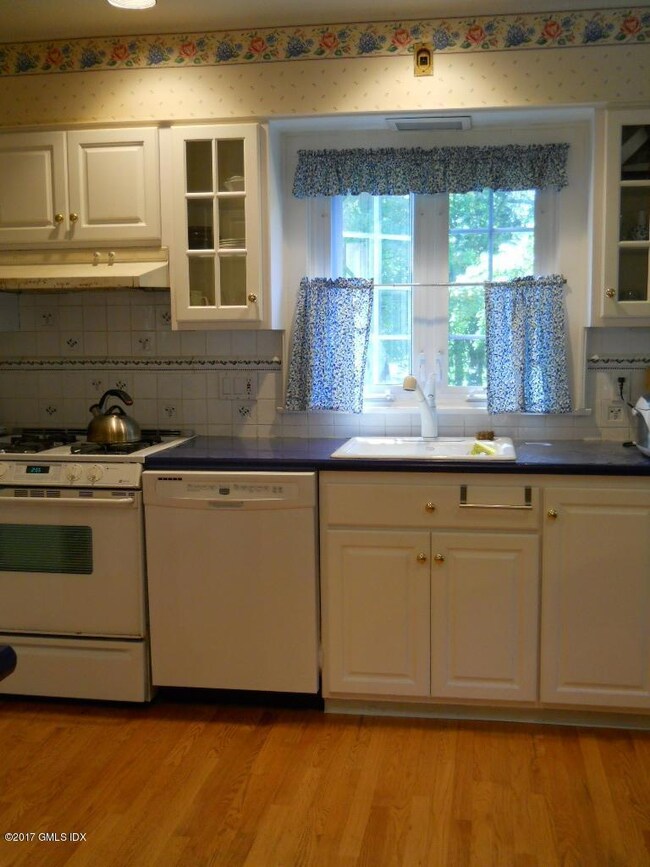kitchen2