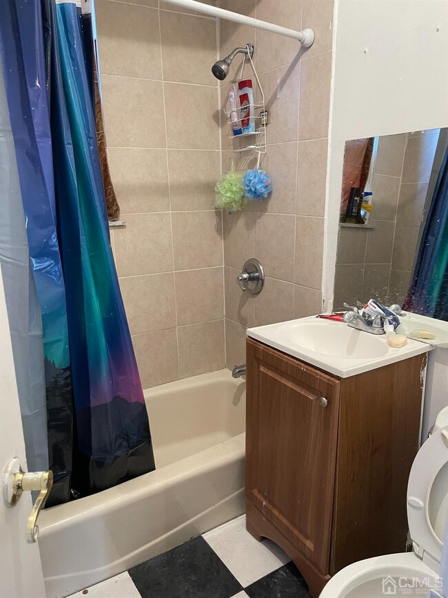 127 Townsend St, New Brunswick, NJ 08901 - photo 6