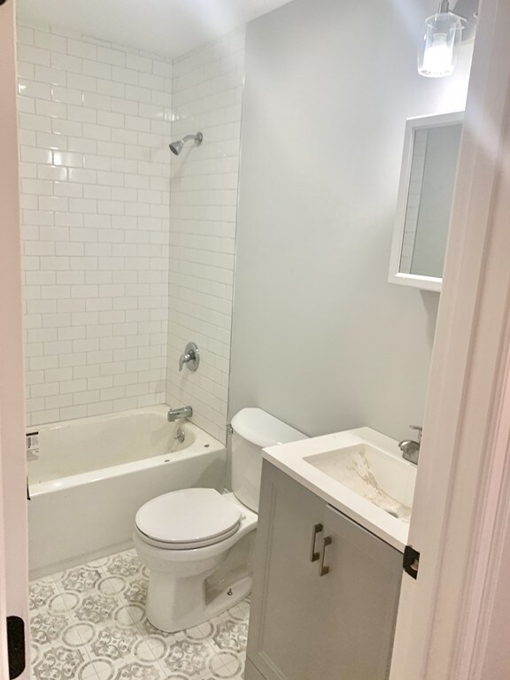 72 W Eagle St unit 3, Boston, MA 02128 - photo 6