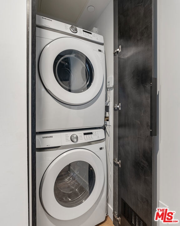 10700 Tabor St unit 523, Los Angeles, CA 90034 - photo 4