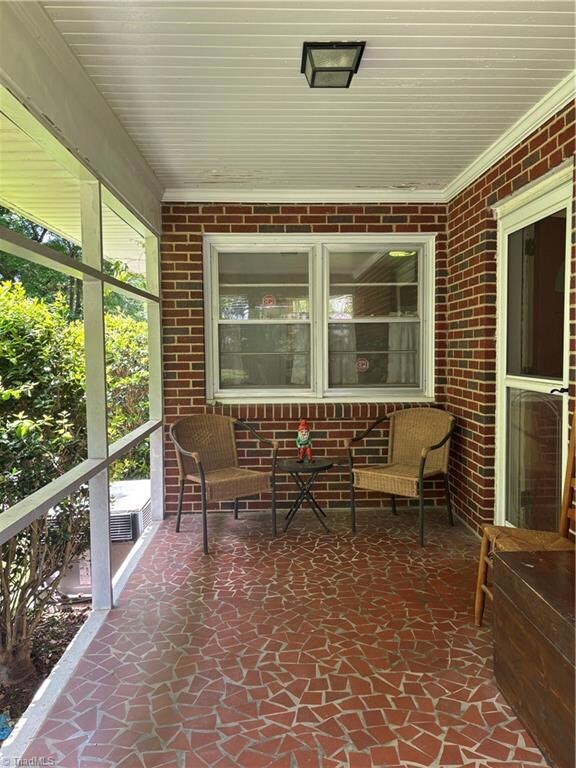 3505 Vernon St, Greensboro, NC 27408 - photo 2