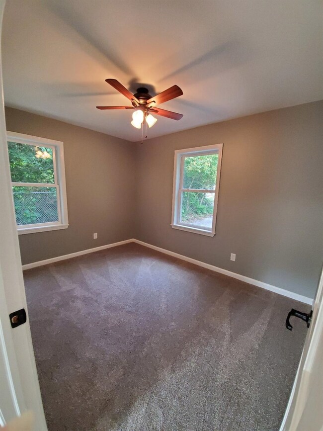 4000 Marshall St, Gary, IN 46408 - photo 7