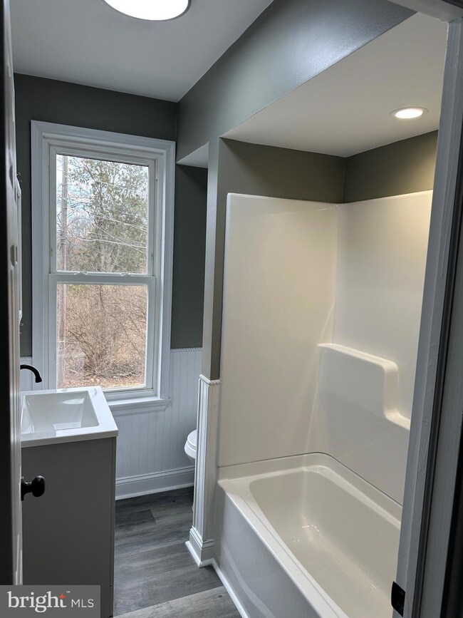 5241 Broad St, Reading, PA 19606 - photo 6