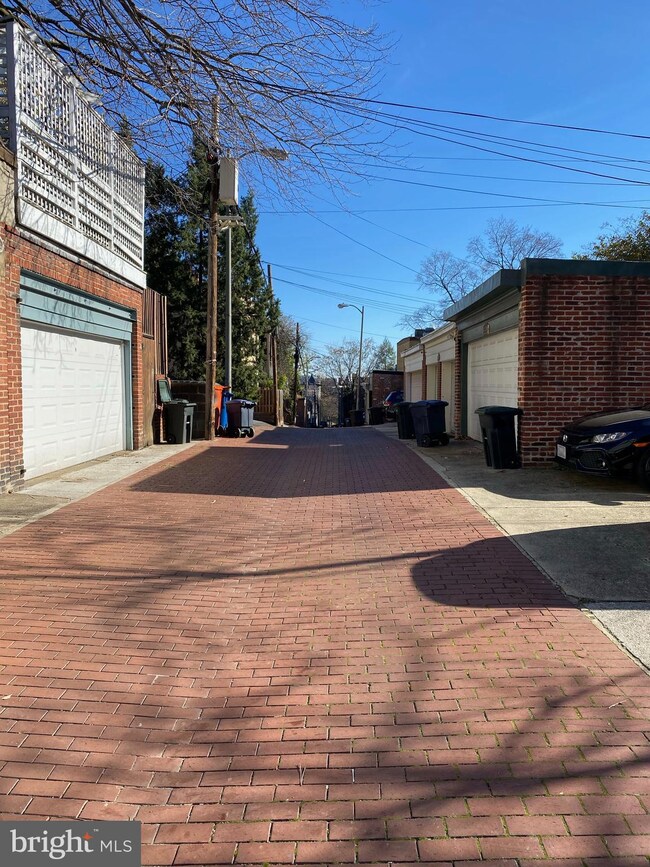 1865 California St NW, Washington, DC 20009 - photo 7