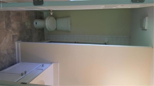 706 Hendrix St, High Point, NC 27260 - photo 7