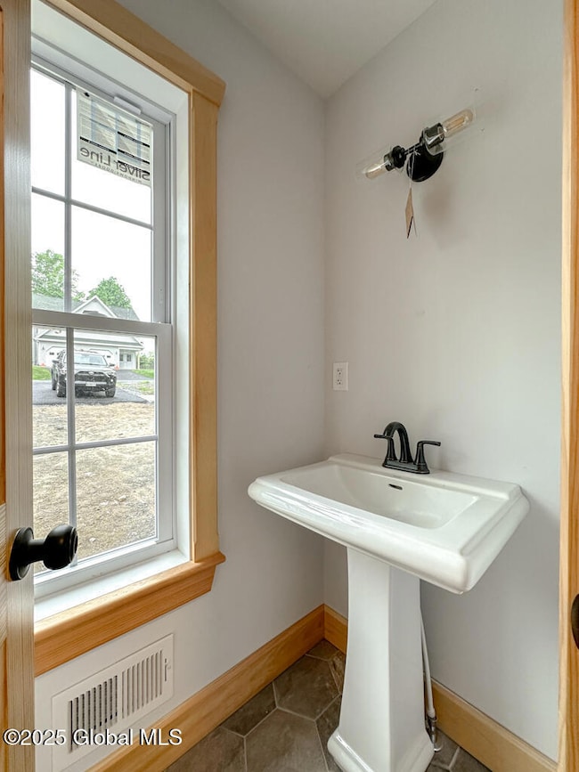 25 Forest Rd, Lake George, NY 12845 - photo 7