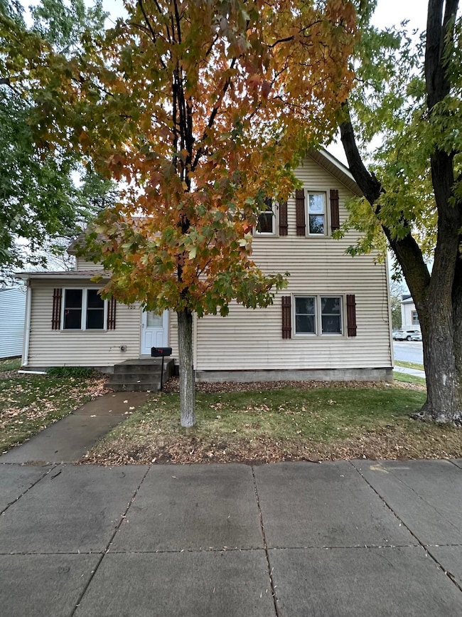 700 Sinclair Lewis Ave, Sauk Centre, MN 56378 - photo 2