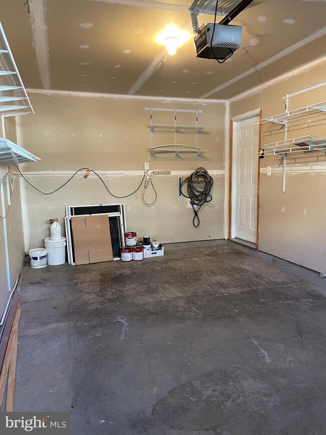 9127 Marlove Oaks Ln, Owings Mills, MD 21117 - photo 7