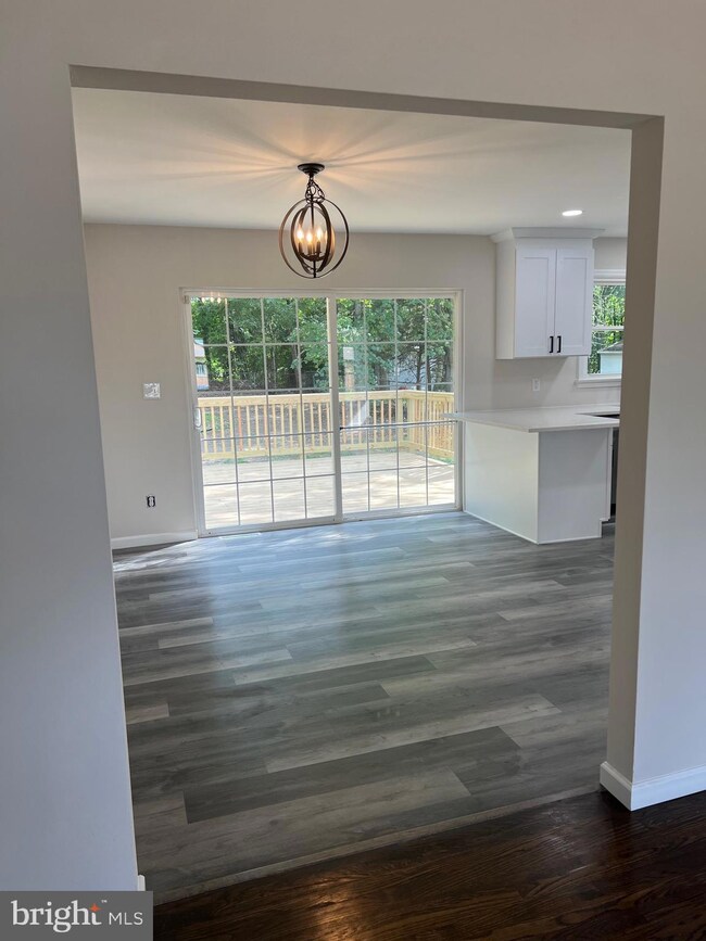 333 E Walnut Rd, Vineland, NJ 08360 - photo 3