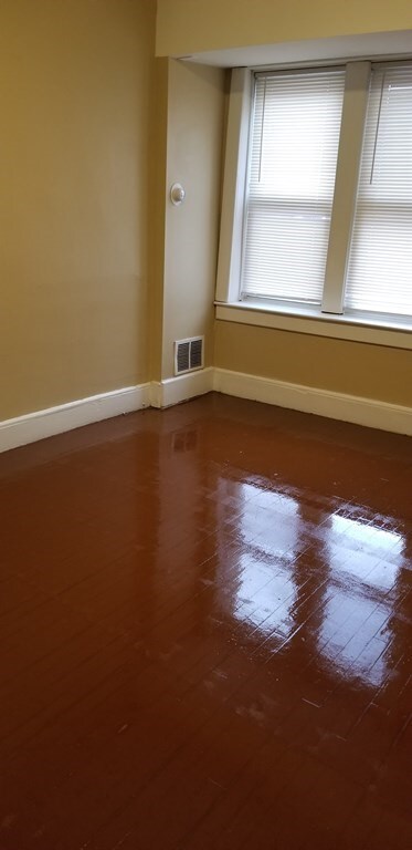 16 Sheldon St unit 3R, Springfield, MA 01107 - photo 4