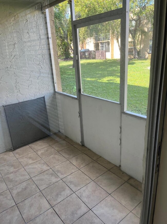 4240 NW 21st St unit 143, Lauderhill, FL 33313 - photo 6